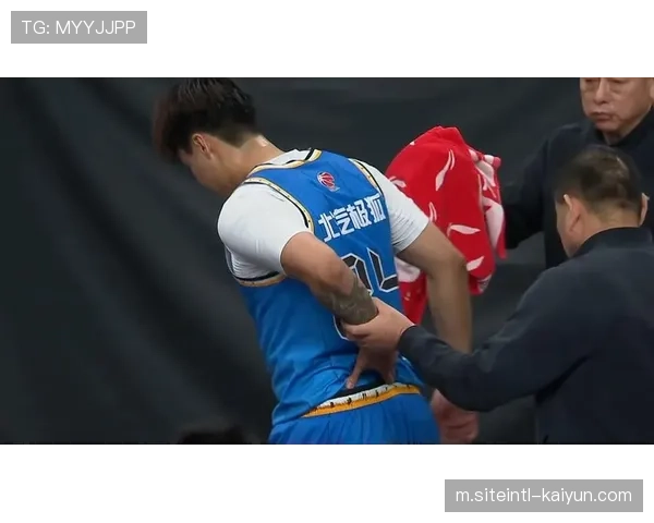 赵睿10分3板3助2断全能表现 五犯离场暴露犯规控制问题